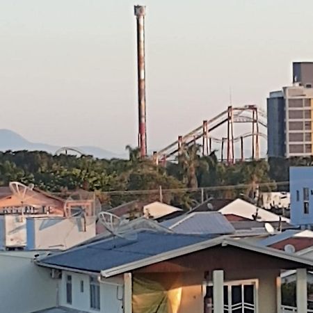 Apartamento Com Vista Pro Mar Proximo Ao Beto Carrero Пеня Екстериор снимка